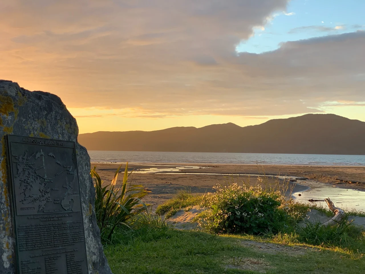 Sunset over Kāpiti Island, seen from Paraparaumu Beach
